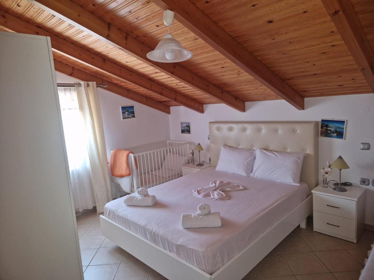 Chrispy Apartment Sívota